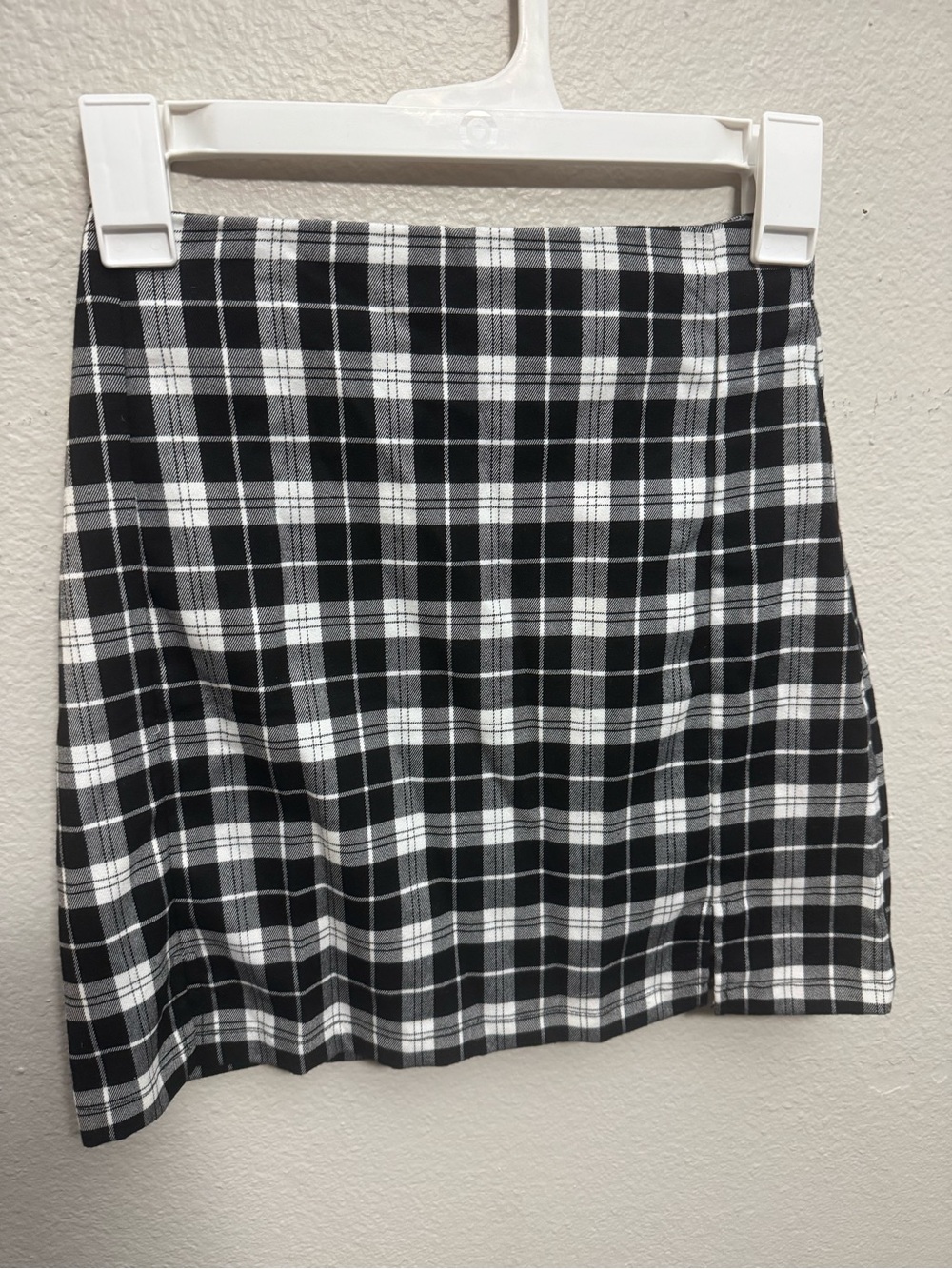 Brandy Melville Black & White Plaid Mini Skirt